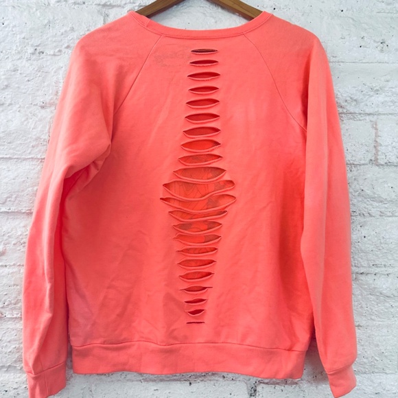 Disney Aladdin Jasmine Classic Long Sleeve Top with Sexy Cutout Back Size L - Picture 7 of 7